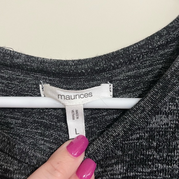 Maurice’s too size L - Picture 2 of 3